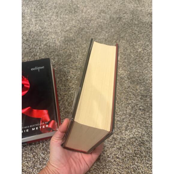 Twilight New Moon Paperback Eclipse & Breaking Dawn Hard Cover 3 books novels - Picture 2 of 7